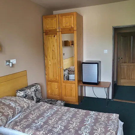 Πανσιόν Bonaparte-korzika Thermalpark Inclusiv Patince