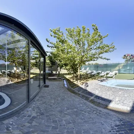 Pensjonat Bonaparte-korzika Thermalpark Inclusiv Patince