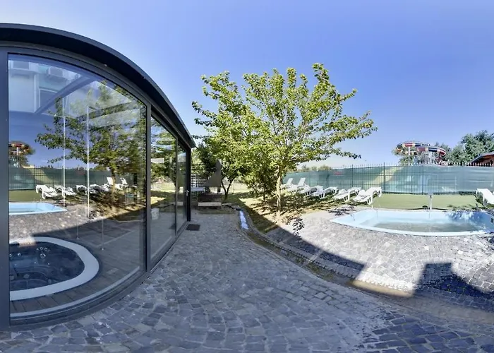 Pensjonat Bonaparte-korzika Thermalpark Inclusiv Patince